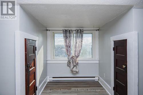 12 Richard Street, Quinte West, ON - Indoor Photo Showing Other Room