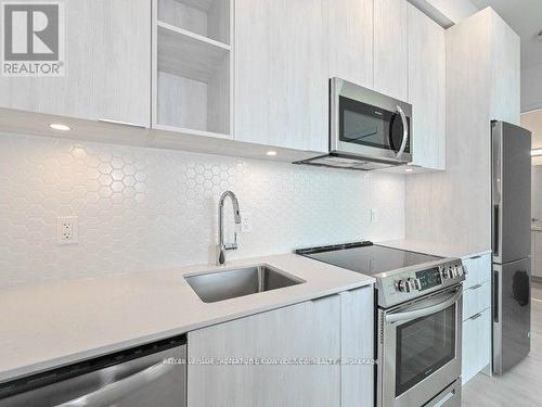 2904 - 30 Ordnance Street, Toronto, ON - Indoor Photo Showing Kitchen With Stainless Steel Kitchen With Upgraded Kitchen