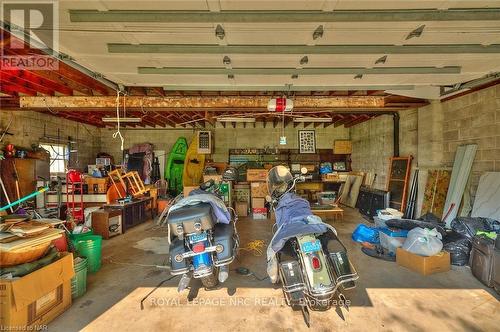 3758 Main Street, Niagara Falls (223 - Chippawa), ON - Indoor Photo Showing Garage