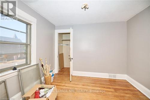 3758 Main Street, Niagara Falls (223 - Chippawa), ON - Indoor Photo Showing Other Room