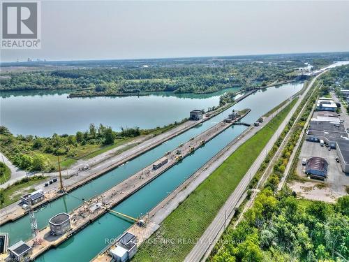 114 Welland Street N, Thorold (557 - Thorold Downtown), ON - Outdoor With Body Of Water With View