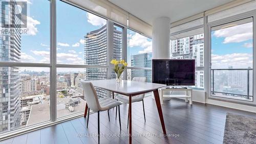 2204 - 290 Adelaide Street W, Toronto, ON - Indoor