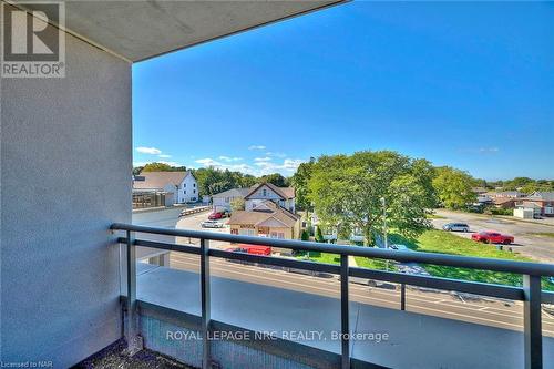 305 - 5698 Main Street, Niagara Falls, ON - Outdoor With Balcony With View