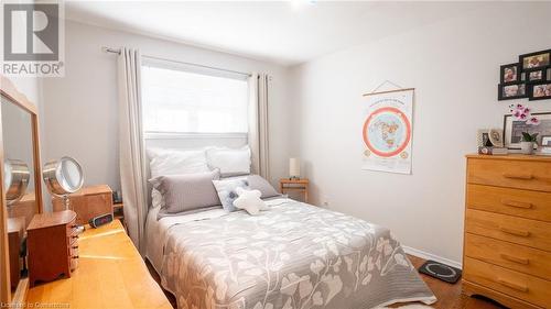 152 Copeland Street, Belmont, ON - Indoor Photo Showing Bedroom