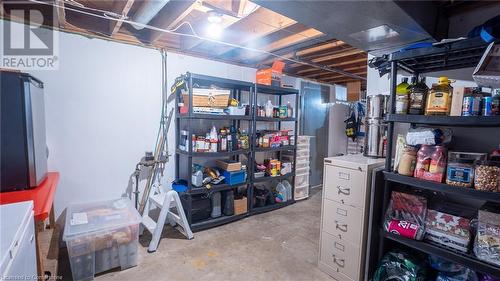 152 Copeland Street, Belmont, ON - Indoor Photo Showing Other Room