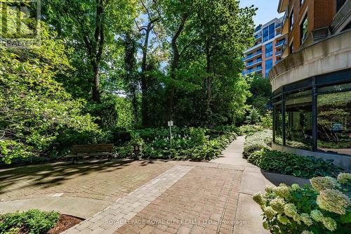 705 - 1 Lomond Drive, Toronto, ON - Outdoor