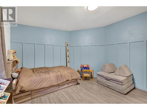 459 Mclean Road, Barriere, BC - Indoor Photo Showing Bedroom