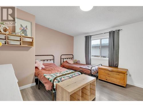 459 Mclean Road, Barriere, BC - Indoor Photo Showing Bedroom