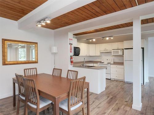 1203-620 Toronto St, Victoria, BC - Indoor Photo Showing Dining Room