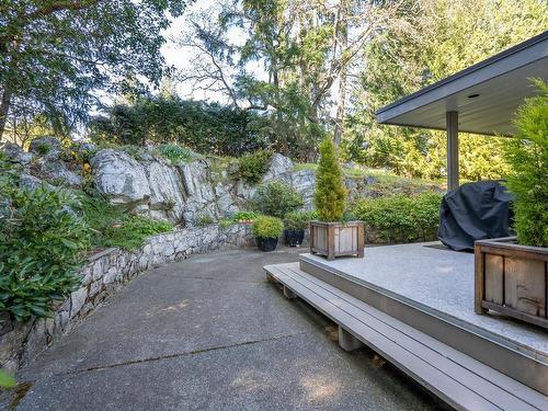 8535 Tribune Terr, North Saanich, BC 