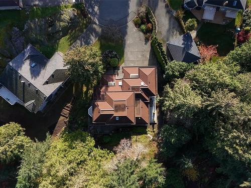 8535 Tribune Terr, North Saanich, BC 