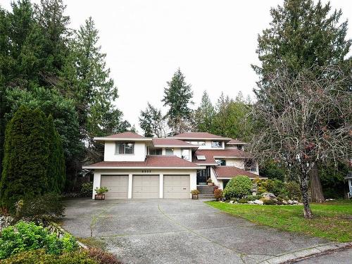 8535 Tribune Terr, North Saanich, BC 