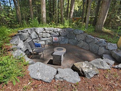 1030 Jeanette Ave, Gabriola Island, BC 