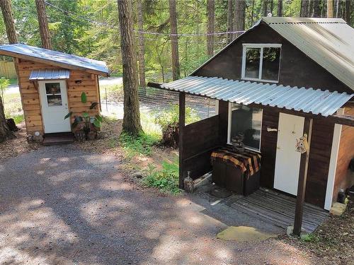 1030 Jeanette Ave, Gabriola Island, BC 