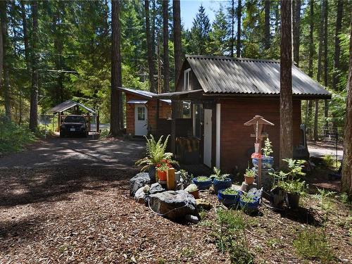 1030 Jeanette Ave, Gabriola Island, BC 