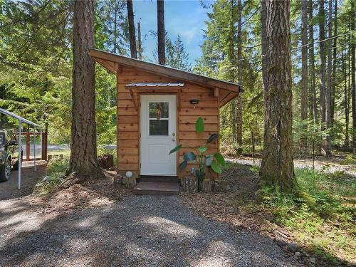 1030 Jeanette Ave, Gabriola Island, BC 