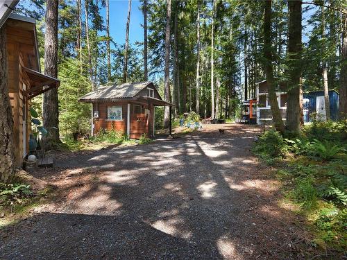 1030 Jeanette Ave, Gabriola Island, BC 