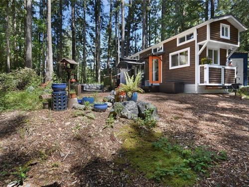 1030 Jeanette Ave, Gabriola Island, BC 