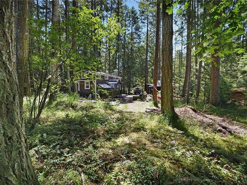 1030 Jeanette Ave, Gabriola Island, BC 