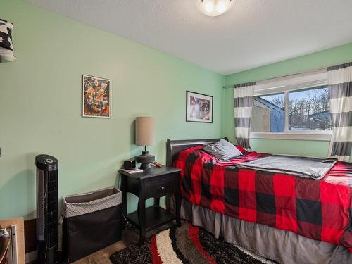 A-161 Petersen Rd South, Campbell River, BC - Indoor Photo Showing Bedroom