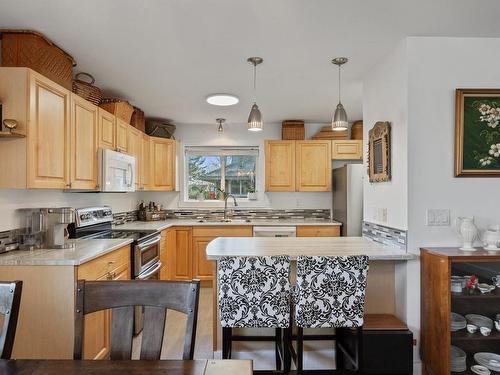 A-161 Petersen Rd South, Campbell River, BC - Indoor Photo Showing Kitchen