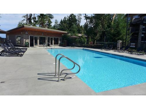 126E-1175 Resort Dr, Parksville, BC - Outdoor With In Ground Pool