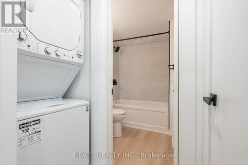 3 - 55 Stone Church Road E, Hamilton, ON - Indoor Photo Showing Laundry Room