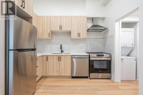 3 - 55 Stone Church Road E, Hamilton, ON - Indoor Photo Showing Kitchen