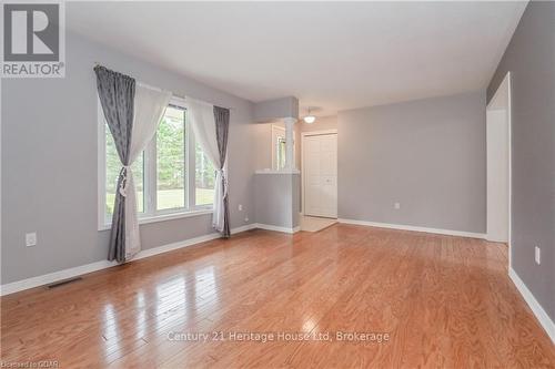 6803 Sixth Line, Centre Wellington, ON - Indoor Photo Showing Other Room