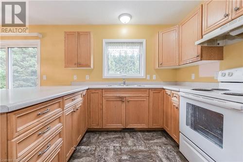 6803 Sixth Line, Centre Wellington, ON - Indoor Photo Showing Kitchen With Double Sink