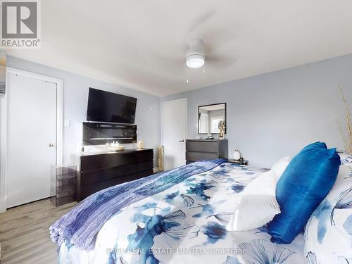 33 Mccullock Crescent, Ajax, ON - Indoor Photo Showing Bedroom