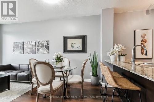 3010 - 4070 Confederation Parkway, Mississauga, ON - Indoor Photo Showing Dining Room