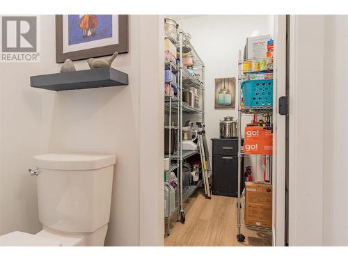 1070 Elkview Road, Castlegar, BC - Indoor Photo Showing Bathroom