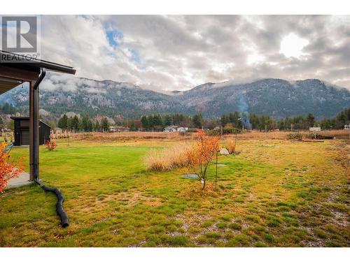 1070 Elkview Road, Castlegar, BC - Outdoor With View