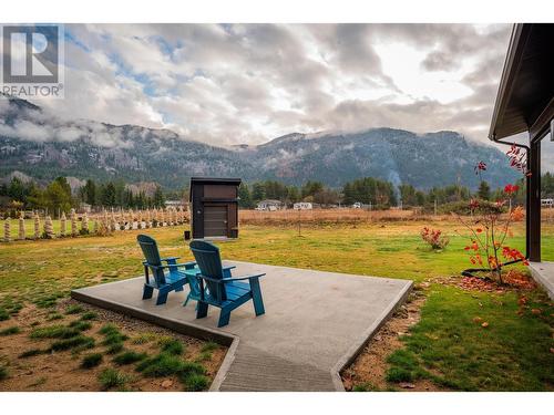 1070 Elkview Road, Castlegar, BC - Outdoor With View