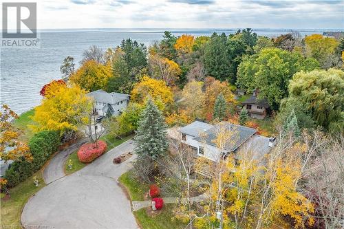 136 Avondale Court, Burlington, ON - Outdoor With Body Of Water With View