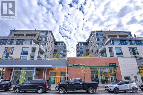 575 Byron Avenue Unit#212, Ottawa, ON - Outdoor With Facade