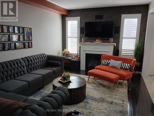 1579 Edgecroft Drive, Pickering, ON - Indoor Photo Showing Living Room With Fireplace