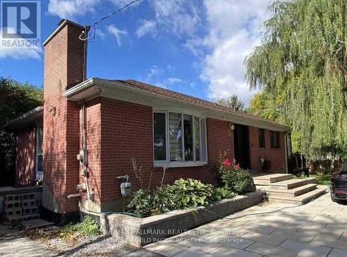 303 Wenlock Avenue, Richmond Hill, ON - Outdoor