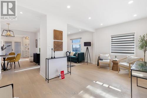 Upper - 63 Port Street W, Mississauga, ON - Indoor Photo Showing Living Room