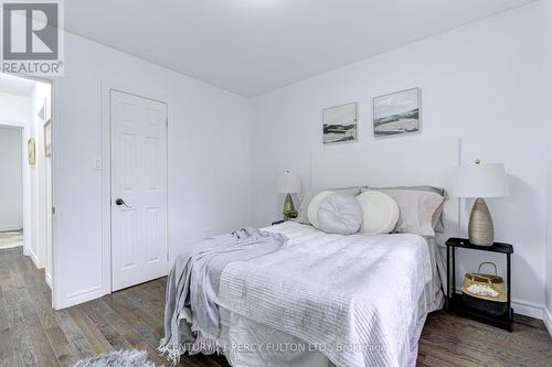 477 Britannia Avenue, Hamilton, ON - Indoor Photo Showing Bedroom