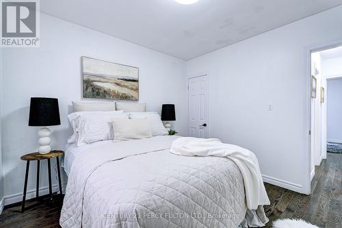 477 Britannia Avenue, Hamilton, ON - Indoor Photo Showing Bedroom