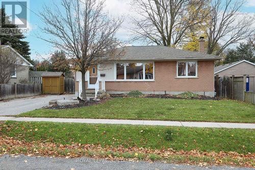 207 Lee Avenue, Whitby, ON - Outdoor