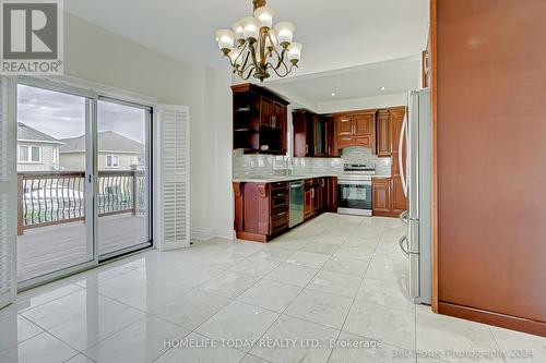 169 Coppard Avenue, Markham, ON - Indoor Photo Showing Kitchen