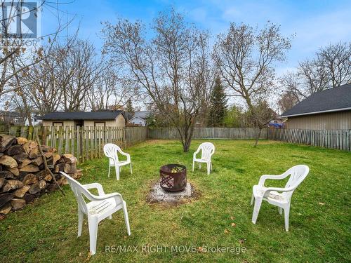 206 Mary Street, Orillia, ON - Outdoor With Backyard