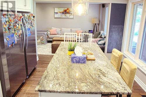 5153 Bunton Crescent, Burlington, ON - Indoor Photo Showing Dining Room