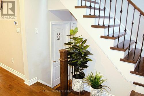 5153 Bunton Crescent, Burlington, ON - Indoor Photo Showing Other Room