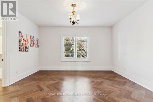 122 Sybella Drive, Oakville, ON - Indoor Photo Showing Other Room