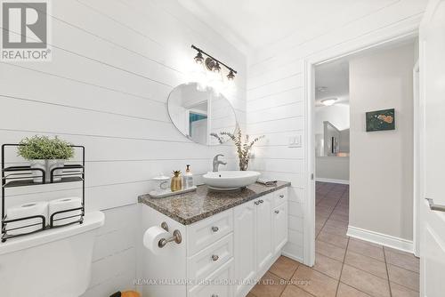 2084 Ron Harnden Road, Hamilton Township, ON - Indoor Photo Showing Bathroom