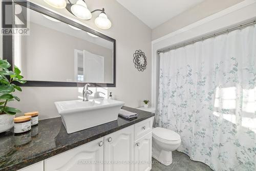 2084 Ron Harnden Road, Hamilton Township, ON - Indoor Photo Showing Bathroom